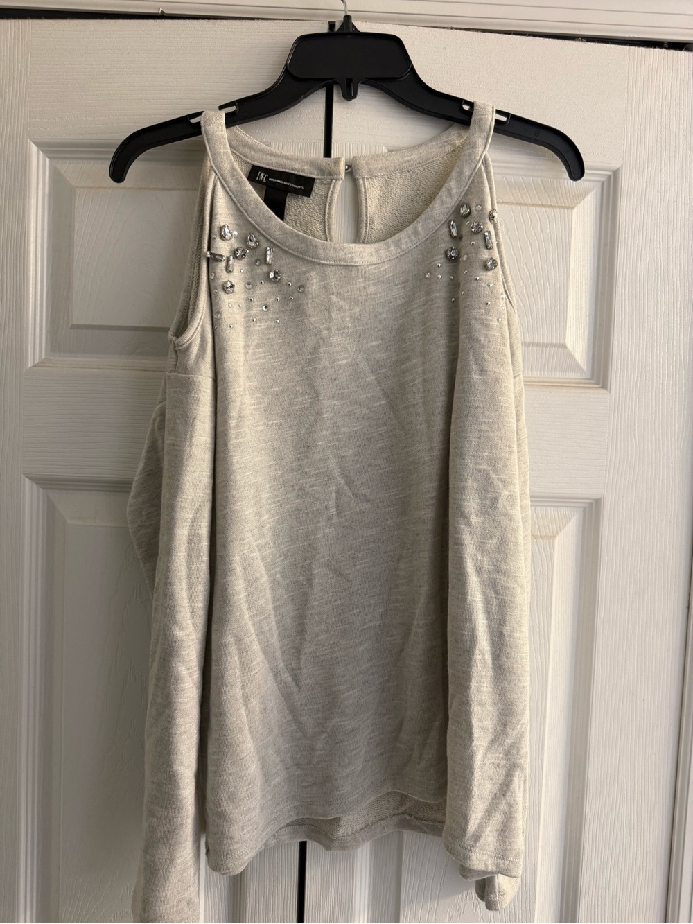 Medium INC International Concepts Cream Embellished Sleeveless Top